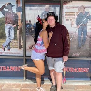 Meet your Posher, Johnny